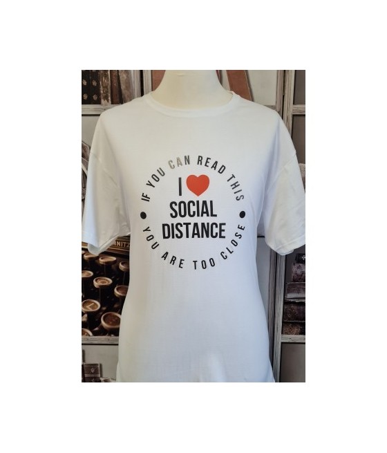 T-shirt social distance